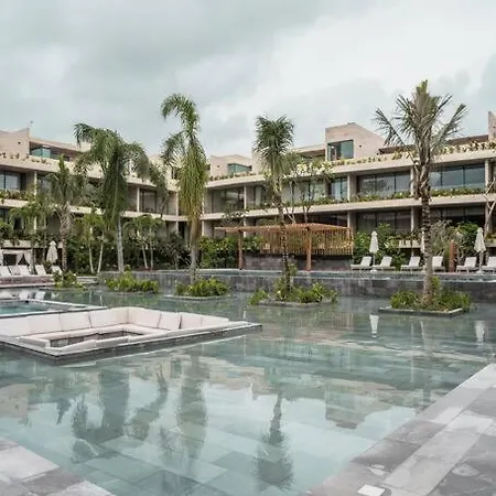 De Lujo, Alberca, Gym, Jacuzzi En Areas Comunes * Tulum
