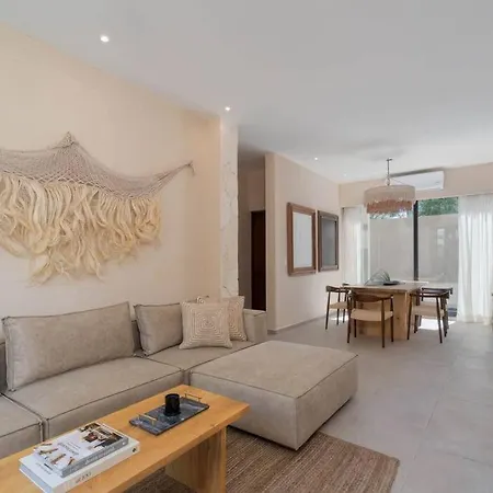 Lujoso Departamento Boho-chic Con Alberca Privada
