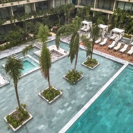 Apartamento De Lujo, Alberca, Gym, Jacuzzi En Areas Comunes Tulum