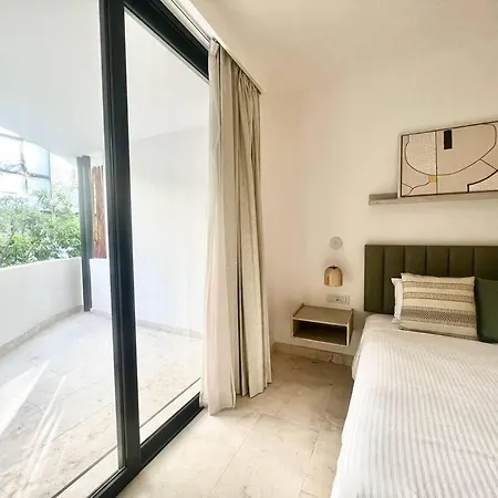 Deluxe King At Hunab Residences Apartment
