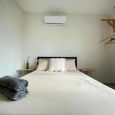 Zamna 2br W/pool & Wifi Hotel