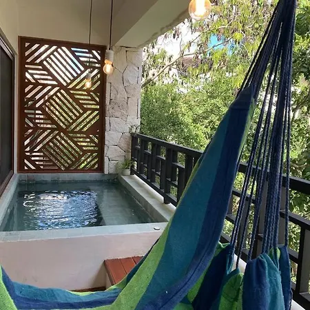 Amartulum Penthouse W Private Pool & Jacuzzi In Apartment *