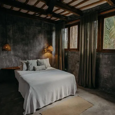 Hotel Astra