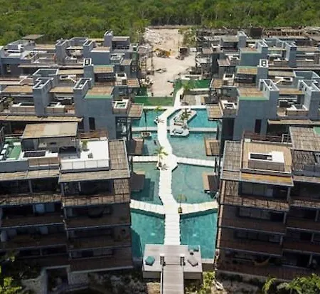 Xalet 2-bedroom Luxury Apartment