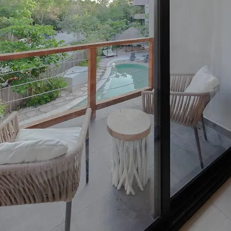 Macondo Ph 2 Apartment