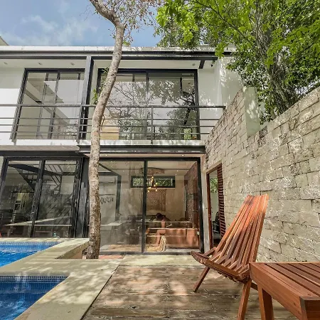 Holiday home Deluxe Holiday In - Private Pool Gym *