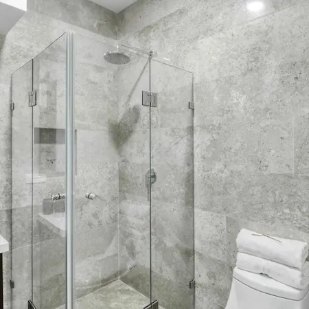 Menesse #022 Hotel