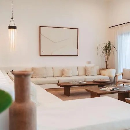 Villa 8 Bedroom Luxury With Private Chef Included