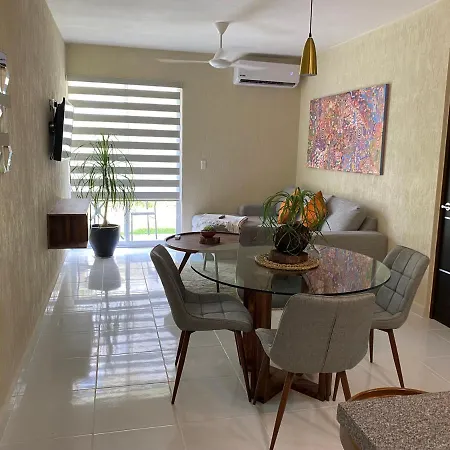 Tangerine House: Pools, Zamna, Wi-fi, Cenote Apartamento *