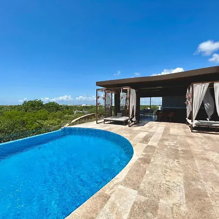 Apartment At Menesse Tulum