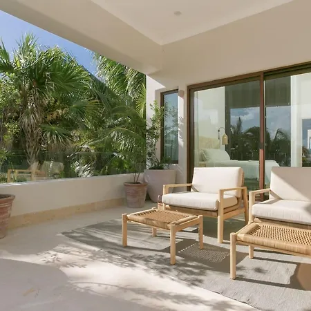 8 Bedroom Luxury With Private Chef Included