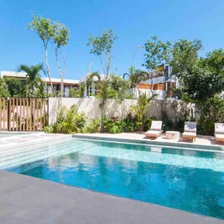 Beautiful Pure Top Amenities Pool *