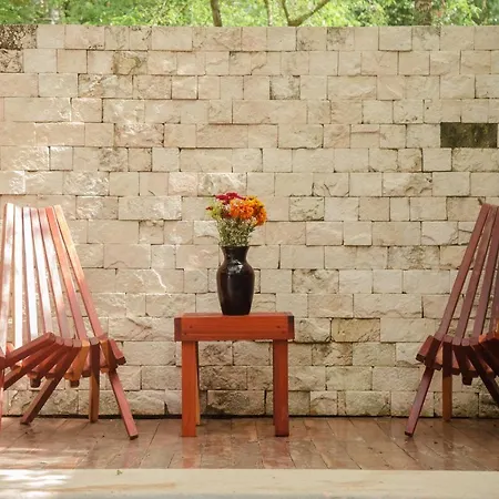 Deluxe Holiday In - Private Pool Gym Holiday home *