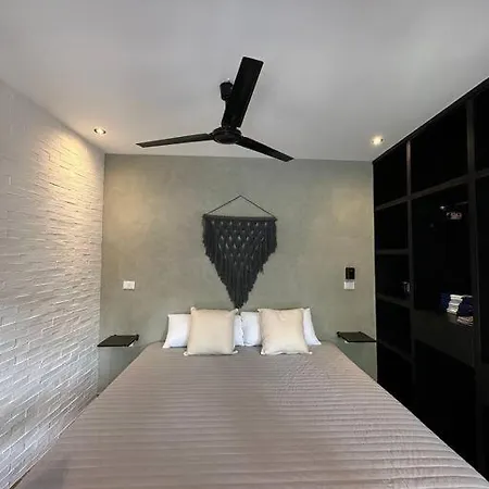 Loft With Private Terrace In Rosa De Plata, La Veleta Apartment