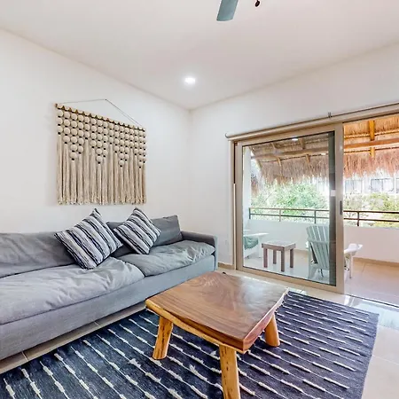 Apartment Amongst The Palms At Real Zama 302