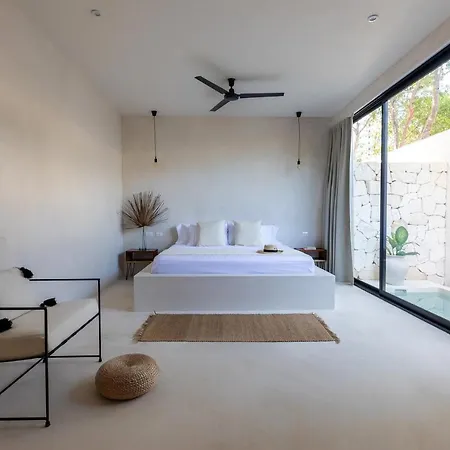Hacienda 21 Hotel *