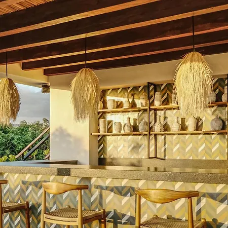 Divine 1br Ph With Private Pool And Spectacular Pools *