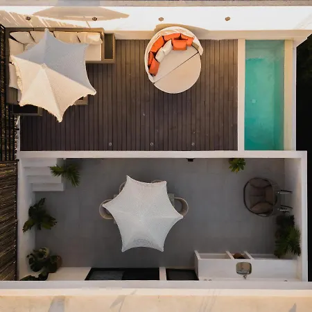High-end Penthouse In With Private Sun Roof & Plunge Pool