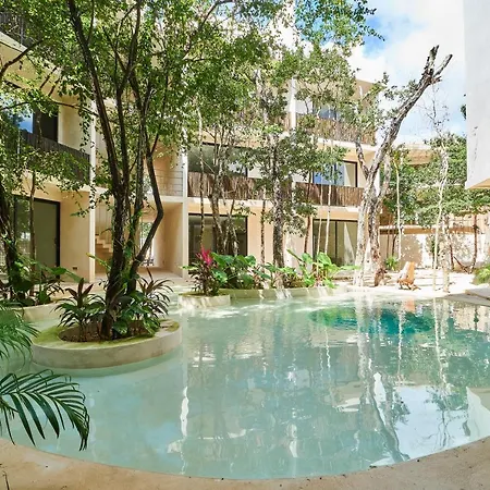 Apartment Exquisite Penthouse In Vibrant With Private Rooftop Terrace & Plunge Pool Tulum