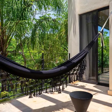 Spectacular 4br Style With Concierge And Secluded Pool Villa