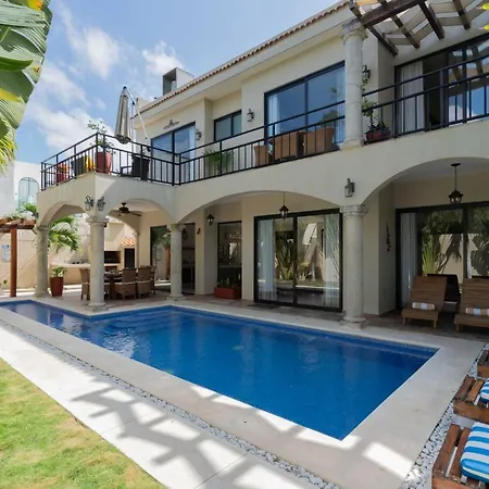 Stunning For 10-cabana-private Pool-parking Сasa de vacaciones