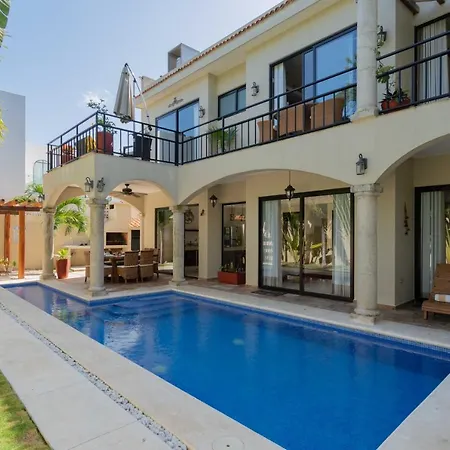 Stunning For 10-cabana-private Pool-parking