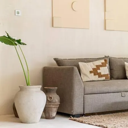 Lux/spacious/brigth 4 Bedrooms 4 Bathrooms+ Private Pool *