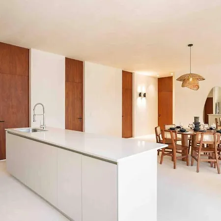 Lux/spacious/brigth 4 Bedrooms 4 Bathrooms+ Private Pool Apartment Tulum