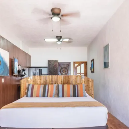 Retiro Maya Suites Hotel