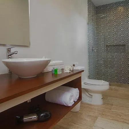 *luxurious With Private Patio* * Tulum