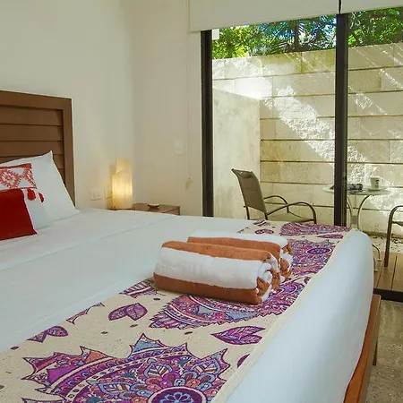 *luxurious With Private Patio* * Tulum