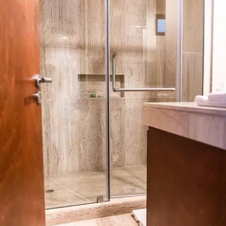 Paramar Ve Ph203 Fancy & Majestic Penthouse In 3 Br