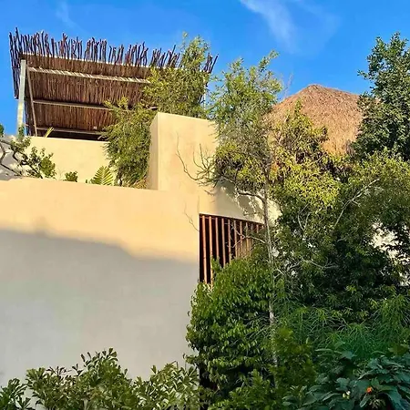 Casa Kuk, Stylish, At 5 Min, Pool, Concierge Villa *