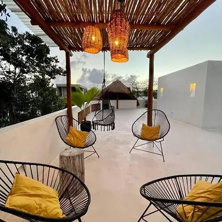 Villa Casa Kuk, Stylish, At 5 Min, Pool, Concierge