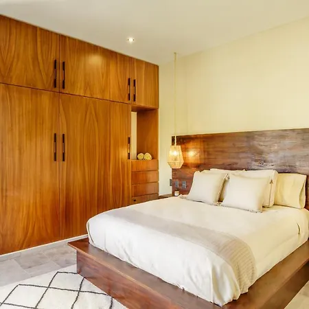 Apartment Exquisite & Luxury 2-floor Ph In Luum Zaama Gated Community Extraordinary Amenities
