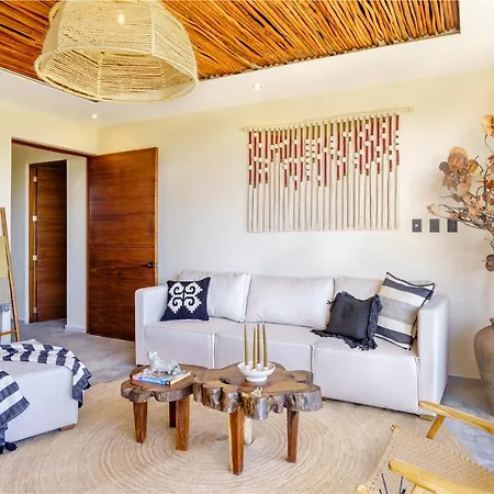 Exquisite & Luxury 2-floor Ph In Luum Zaama Gated Community Extraordinary Amenities Apartment *