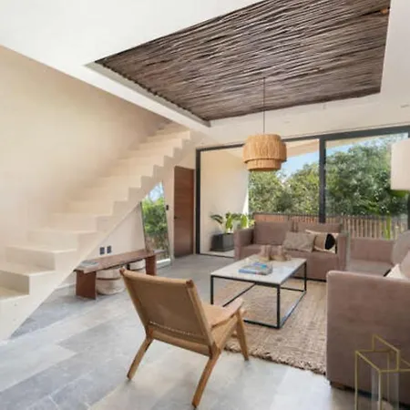 High-end 2-floor Ph Private Pool & Terrace Gated Community Top-notch Amenities Apartment