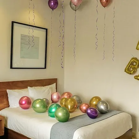 The Strabon 4*