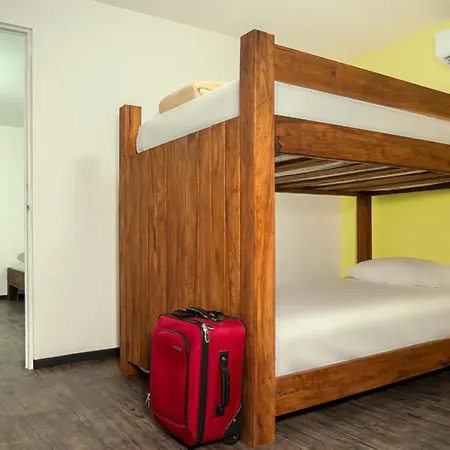 Hostal Colorbox Beds And Tulum