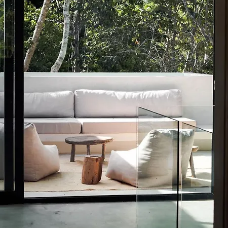 Jungle Luxury Villa