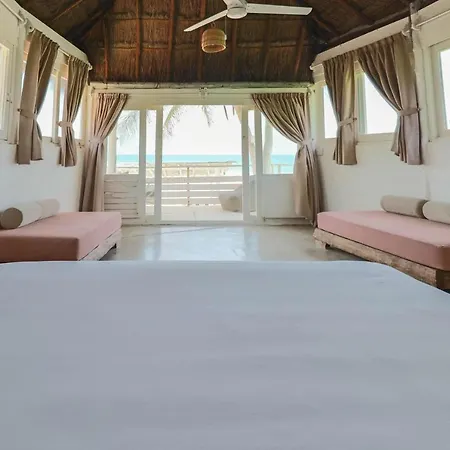 Tuup Hotel
