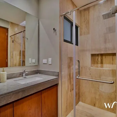 Apartment Spacious Great Located 2 Br. Apt. W/top Luxury Amenities *