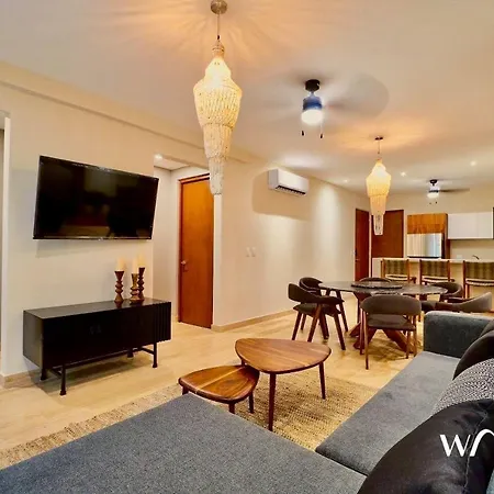 Apartment Spacious Great Located 2 Br. Apt. W/top Luxury Amenities *