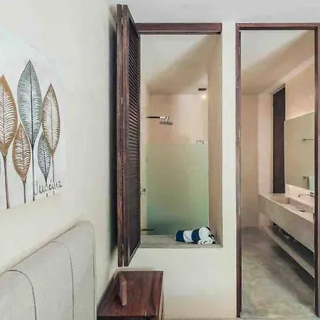 Luxury 2 Bdr 2 Bth 2 Bikes Jacuzzi Fiboptic Wifi. Tulum