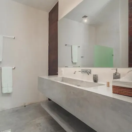 Luxury 2 Bdr 2 Bth 2 Bikes Jacuzzi Fiboptic Wifi. Tulum