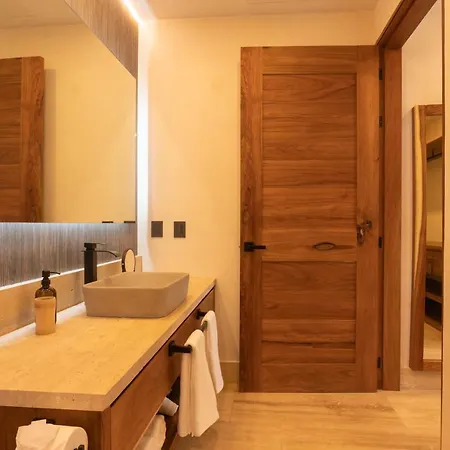 Tulumar Beachfront Luxury Villa- Full Service Villa
