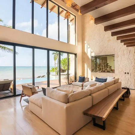 Villa Tulumar Beachfront Luxury Villa- Full Service