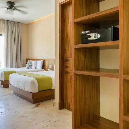 With Jacuzzi & Pool With Great Concierge Service Tulum