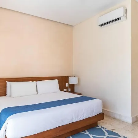 With Jacuzzi & Pool With Great Concierge Service *