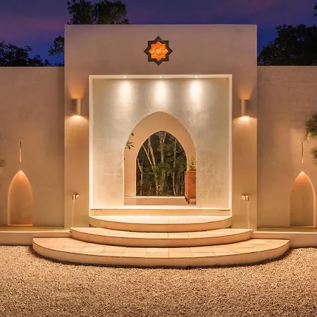Sanah Hotel